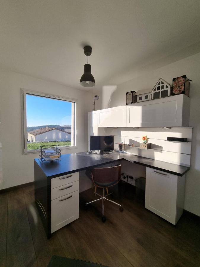 Maison Contemporaine Au Coeur De La Roche-Posay Esterno foto